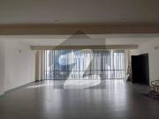 Spacious | 2000 sq ft | office availabe for rent in dha...