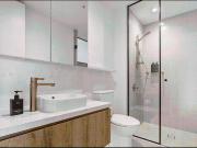 Spacious 2‑Bed, 2‑Bath Apartment – Prime CBD Location...