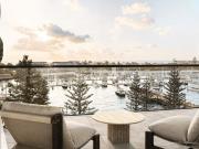 Spacious 2 bed apartment overlooking the marina Price...