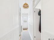 Spacious 2 Bed Flat To Rent W/ Parking