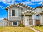 2 Bedroom Basement Suite – Newly Renovated Kitchen