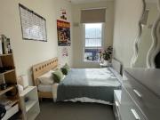 Spacious 2 bed Maisonette, Battersea Rise SW11