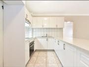 Spacious 2 Bedder Close To All Amenities