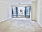 Spacious 2 Bedroom and 2 Bathroom apartment in World Tower