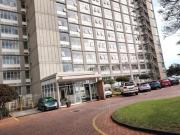 spacious 2 bedroom apartment