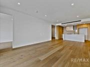 Spacious 2 Bedroom Apartment for Rent West End Riverside...