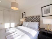 Spacious 2 bedroom apartment in Kensington Has an Apartment