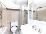 Spacious 2 Bedroom Apartment in the heart of the CBD at...