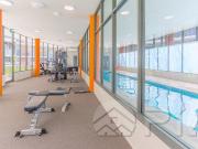 Spacious 2 bedroom Apartment with 2 car spaces for lease!