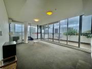 Spacious 2 bedroom apartment with City Views in Emerald Park