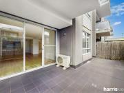 SPACIOUS 2 BEDROOM APARTMENT with COURTYARD