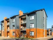 2 bedroom ground floor unit for rent.