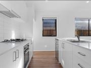 Spacious 2 Bedroom House in Melton South