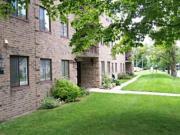 Spacious 2 bedroom in Fergus Close to Downtown