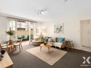 Spacious 2 Bedroom Townhouse in Ripponlea!