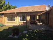 spacious 2 bedroom townhouse with en.