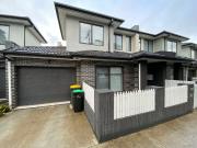 Spacious 2 Bedroom Townhouse with Modern Comforts
