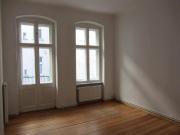 Spacious 2 bedrooom apartment in leafy Pankow district...