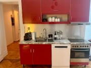 Spacious 2 Room Flat near Kudamm & Schaubühne | Antique...