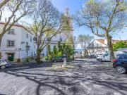 Spacious 2BR Apartment in São Vicente