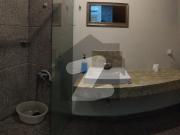 Spacious 3 bed drawing apartment for rent in clifton