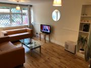 Spacious 3 bed Garden Flat Islington