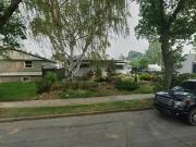 Spacious 3 Bedroom | 2 Bathroom Main Floor Duplex –...