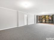 Spacious 3 bedroom apartment