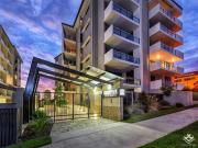 SPACIOUS 3 BEDROOM APARTMENT IN ALBION