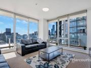 Spacious 3 Bedroom Apartment in the Heart of the City