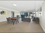 Spacious 3 Bedroom CBD Share Apartment – Perfect for...