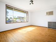 Spacious 3 Bedroom Family Home in Sought After Bonnyrigg...