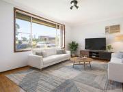 Spacious 3 Bedroom Family Home in Sought After Bonnyrigg...