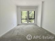 Spacious 3 Bedroom Home with Garage & Extra Parking in...