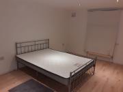 Spacious 3 Bedroom House in West Ealing