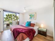 Spacious 3 Bedroom Penthouse / Level 7 | Ocean and Canal...
