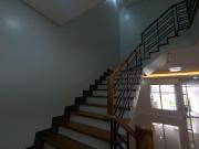 Spacious 3 Bedroom Townhouse with 2 Car Garage – QC Gio