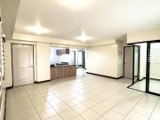 Spacious 3 bedrooms with tandem parking for rent & for...