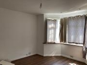 Spacious 4/5 Bed Home with Garden – Golders Green