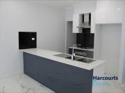 Spacious 4 Bedroom Duplex in Prime Location!