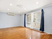 Spacious 4 Bedroom Family Home close to shops and school!