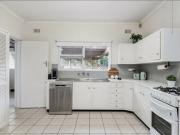 Spacious 4 bedroom family home in a sought after suburb