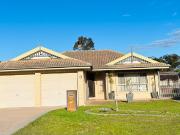 Spacious 4 Bedroom Family Home in Prime Location