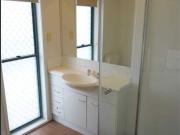 Spacious 4 Bedroom Family Home in Stretton College Catchment Spacious 4 Bedroom Family Home in Stretton College Catchment