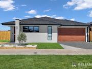 Spacious 4 Bedroom Family Home with Dual Kitchens in...