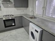 Spacious 4 Bedroom Flat in E14