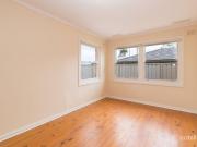 Spacious 4 Bedroom Home close to schools, shops and...