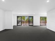 Spacious 4 Bedroom Home in Nerang– Electricity, Water &...