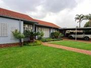 spacious 4 bedroom house with a stud.