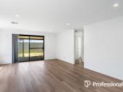 Spacious 4x2 Family Home for Rent in Alkimos 6 Month Lease!